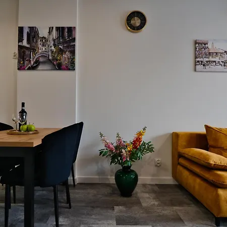Apartment Nad Jeziorem Laguna Beskidow *