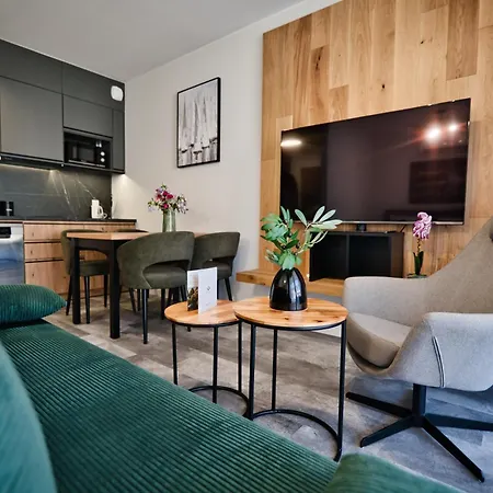Nad Jeziorem Laguna Beskidow Apartment